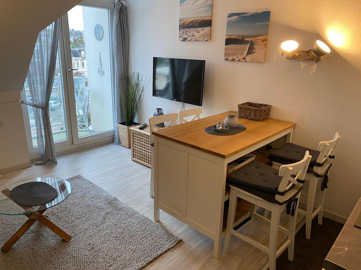 Oceanblue Appartements - Laboe Buitenkant foto